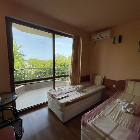 Hotel Vega Кранево Экстерьер фото