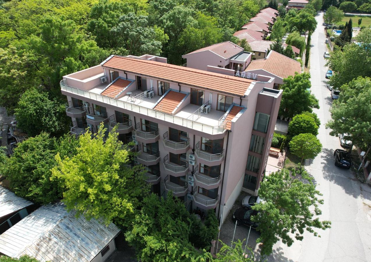 Hotel Vega Кранево Экстерьер фото